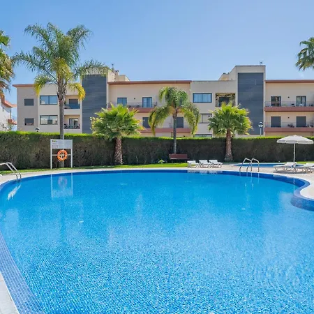 Pool And Large Balcony By Marina #2000 Λάγος